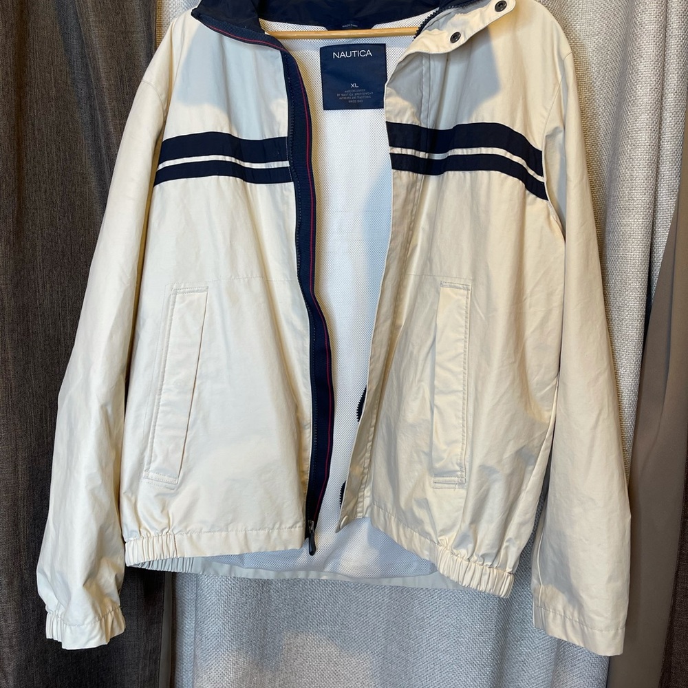 Men’s Nautica jacket in color Nude